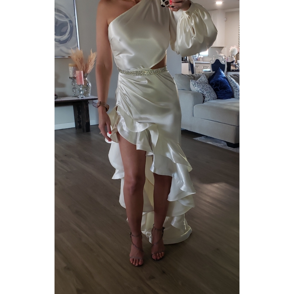 SOLD Monica One-Sleeve Asymmetric Ruffle Gown - Picture 5 of 16